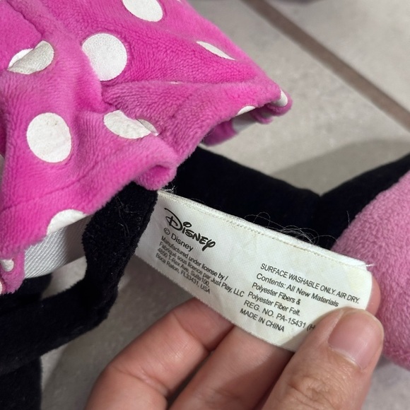 Disney Minnie Mouse Plush - Picture 5 of 7